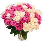 Букет 45 белых и розовых роз в Санкт-Петербурге - Фотография 1