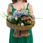 Великолепный букет с гортензией, розами и тюльпанами для самой прекрасной девушки на свете в Санкт-Петербурге - Фотография 5