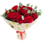 Букет из красных роз и эвкалипта в Санкт-Петербурге - Фотография 1