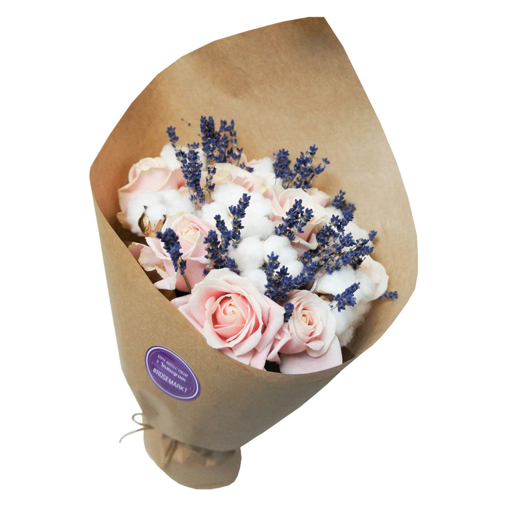 Букет из лаванды, розы розовой микст и хлопка. Санкт-Петербург.
