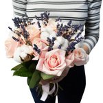 Букет из лаванды, розы розовой микст и хлопка. Санкт-Петербург. - Фотография 3