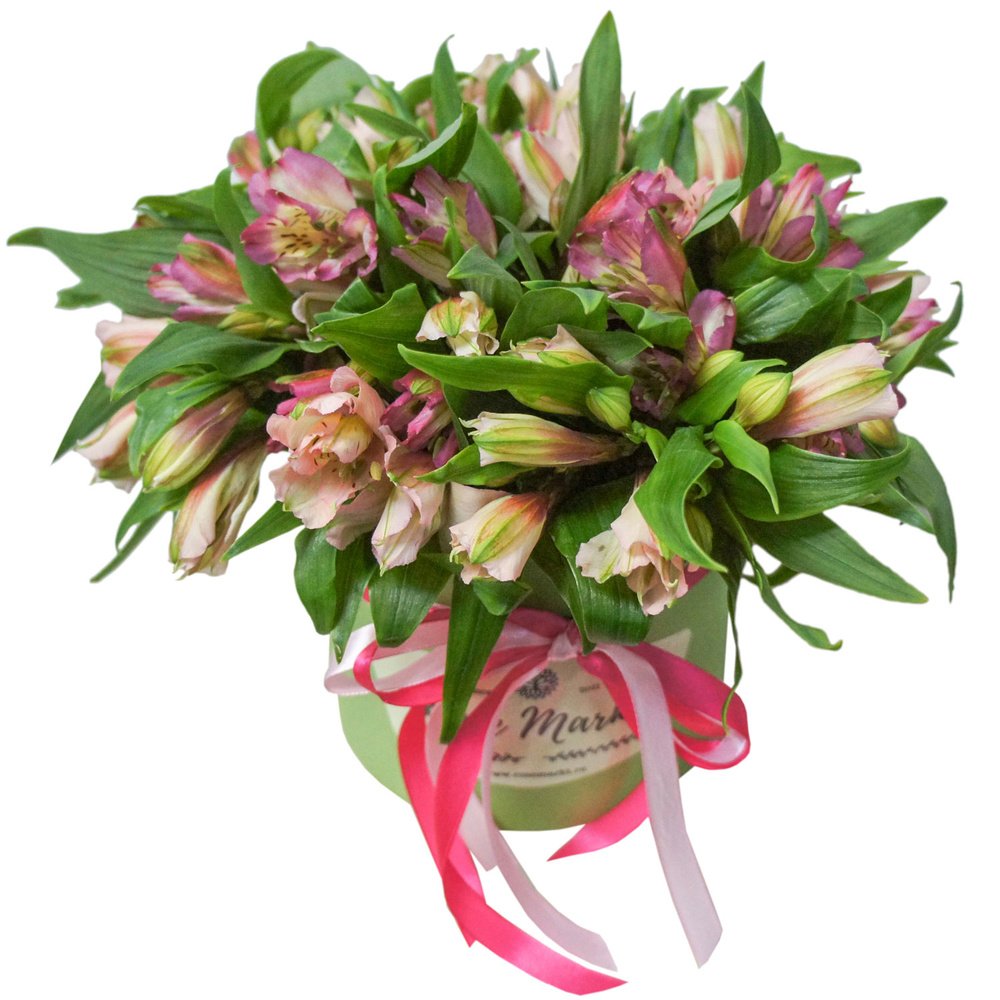 Принцесса Анна: альстромерии в шляпной коробке