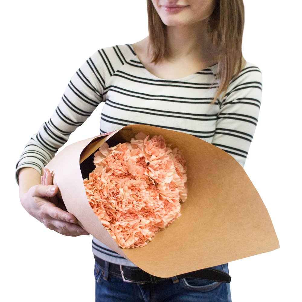 Персиковые гвоздики