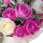 Букет ко Дню студента с пионовидной розой в Санкт-Петербурге - Фотография 3