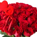 Букет из 45 красных роз на 14 февраля в Санкт-Петербурге - Фотография 3