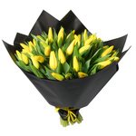 Букет из 51 жёлтого тюльпана в упаковке в Санкт-Петербурге - Фотография 1