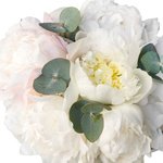 Белые пионы в шляпной коробке в Санкт-Петербурге - Фотография 3