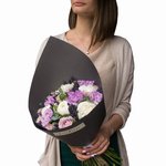 Букет в стиле «прованс» в нежных сиреневых оттенках с лавандой, лунной гвоздикой и белыми пионами в стильной упаковке в Санкт-Петербурге - Фотография 7