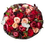 Шикарный букет в кофейно-винной цветовой гамме с пионами и розой Капучино в Санкт-Петербурге - Фотография 3