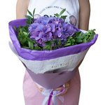 Фиолетовая гортензия в упаковке в Санкт-Петербурге - Фотография 3