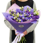 Букет из синих ирисрв и синих лизиантусов в Санкт-Петербурге - Фотография 5