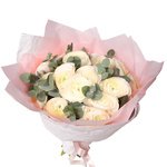 Ранункулюсы Клуни Ханой с эвкалиптом в упаковке в Санкт-Петербурге - Фотография 1