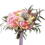 Букет невесты с розовыми пионами, розовой гортензией, лизиантусом и суккулентом в Санкт-Петербурге - Фотография 2