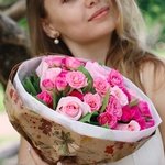 Букет из розовых роз и кустовых розовых роз с доставкой в Санкт-Петербурге - Фотография 1 Букет из розовых роз и кустовых розовых роз с доставкой в Санкт-Петербурге - Фотография 1