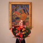 Букет по мотивам картины «Женщина, держащая плод» Поля Гогена в стильной упаковке в Санкт-Петербурге - Фотография 4