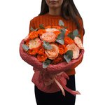 Букет пионовидные розы Кахала, кустовые оранжевые розы в Санкт-Петербурге - Фотография 3