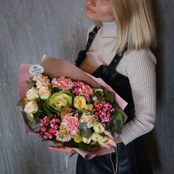 Букет недели от RoseMarkt в Санкт-Петербурге Букет недели от RoseMarkt в Санкт-Петербурге