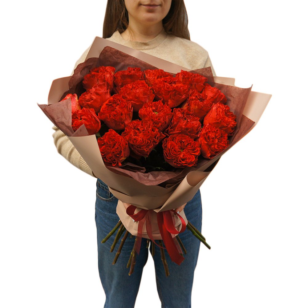 Аргентинское Танго: 19 роз Рэд Ай в упаковке + аквабокс и коробка-переноска