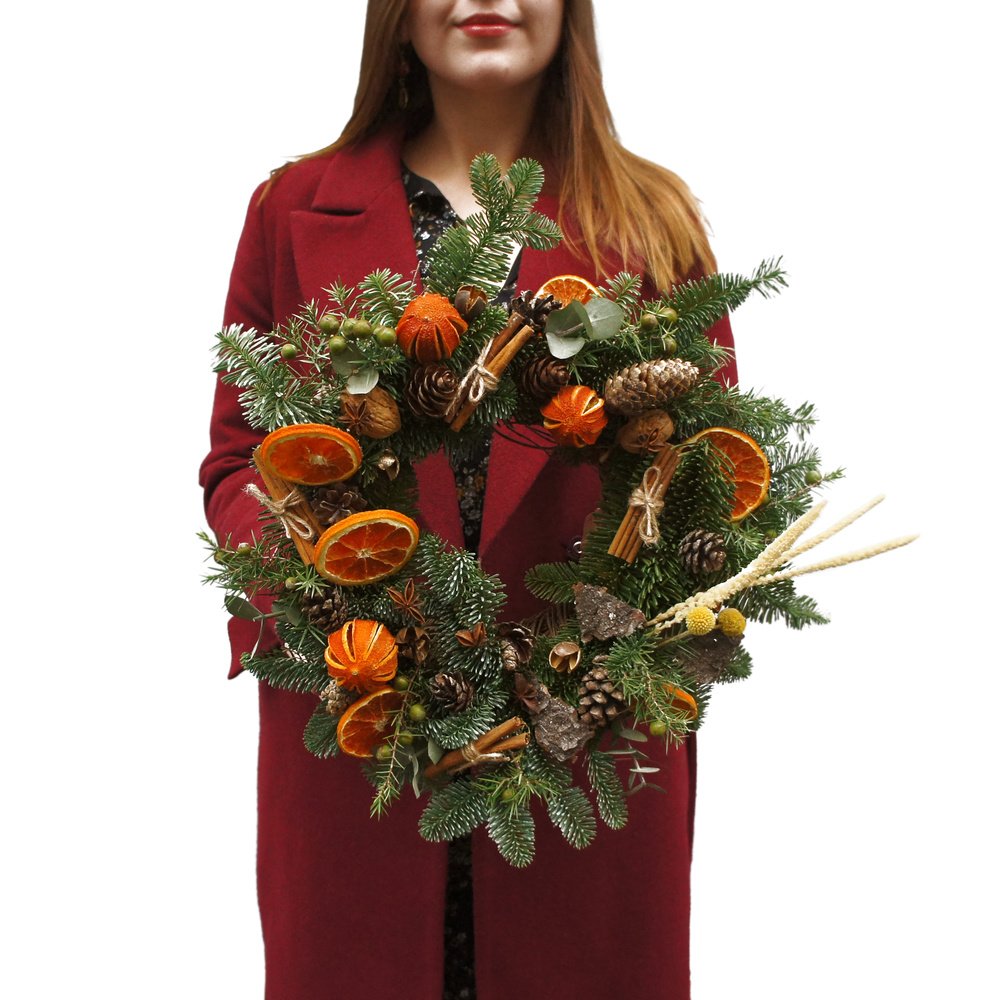 Рождественский венок №17: из еловых веток и сушеных апельсинов