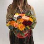 Цветы в шляпной коробке из нашего Инстаграма в Санкт-Петербурге - Фотография 1