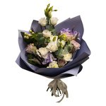 Букет цветов в кафе с доставкой в Санкт-Петербурге - Фотография 1