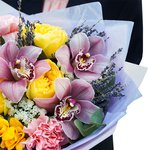 Сьюзи: свежие цветы в полевом букете с доставкой в Санкт-Петербурге - Фотография 2