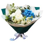 Лотти: букет из белых пионов и голубой гортензии в Санкт-Петербурге - Фотография 1