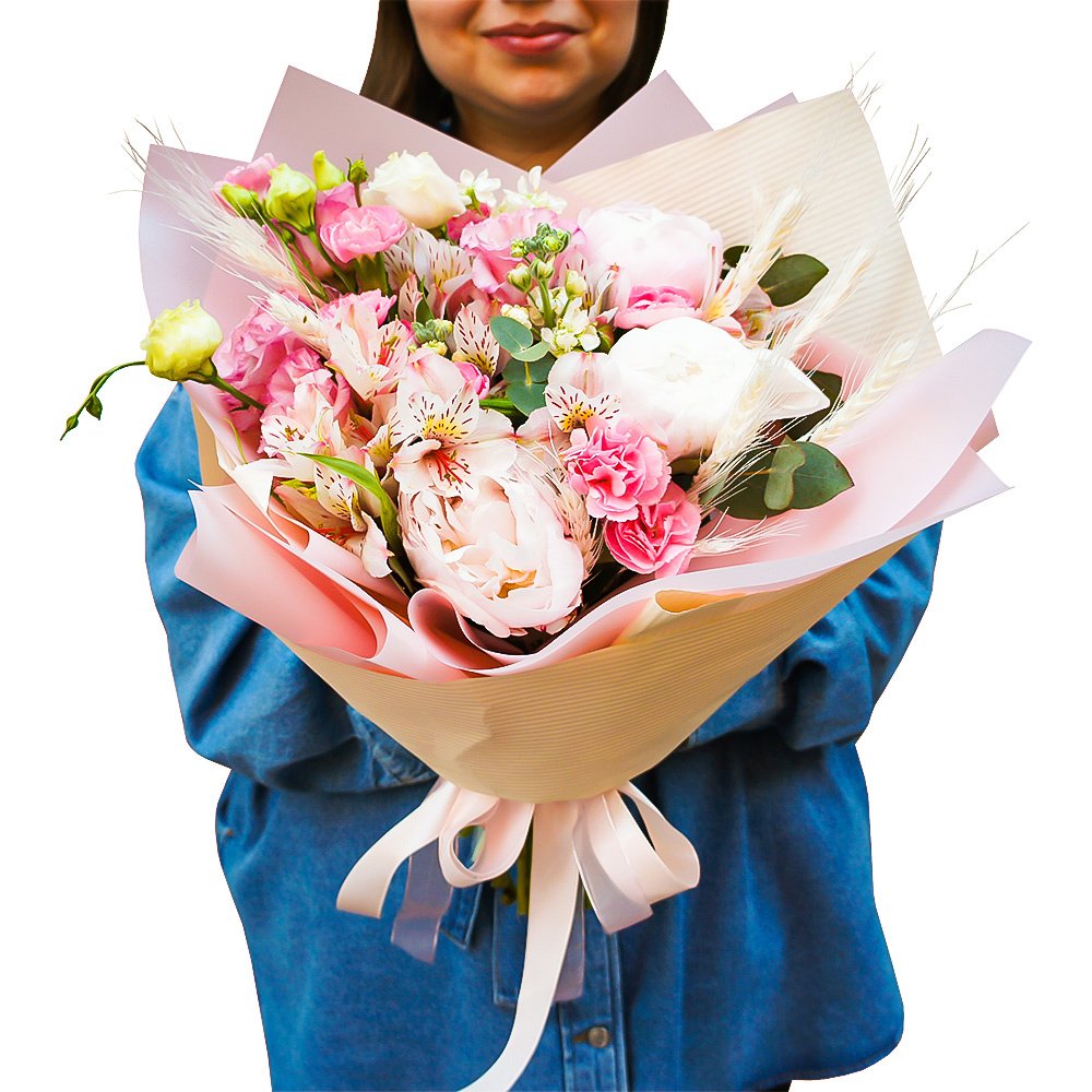 Эйлин: розовые пионы, альстромерия, маттиола, лизиантус и колоски