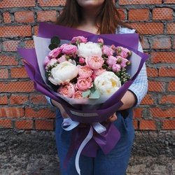 Букет «Пенелопа: пионы и пионовидные розы» Букет «Пенелопа: пионы и пионовидные розы»