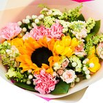 Букет с подсолнухом и маттиолой в Санкт-Петербурге - Фотография 3