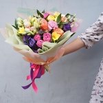 Букет Хихоньки да Хахоньки: розы, фрезии, лизиантусы (эустома), гвоздики и другие цветы с доставкой в Санкт-Петербурге - Фотография 4 Букет Хихоньки да Хахоньки: розы, фрезии, лизиантусы (эустома), гвоздики и другие цветы с доставкой в Санкт-Петербурге - Фотография 4