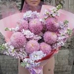 Тайное свидание: хризантемы Момоко и лиловая маттиола - Фотография 4