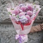 Тайное свидание: хризантемы Момоко и лиловая маттиола - Фотография 13