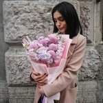 Тайное свидание: хризантемы Момоко и лиловая маттиола - Фотография 16