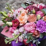 Театр теней: инжир, диантусы, пионовидные розы и другие цветы - Фотография 2