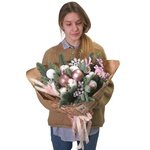 Новогодний букет Хетта с доставкой в Санкт-Петербурге - Фотография 4 Новогодний букет Хетта с доставкой в Санкт-Петербурге - Фотография 4