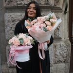 Для мамы и дочки: нежный букет и цветы в шляпной коробке с доставкой в Санкт-Петербурге - Фотография 5