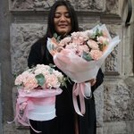 Для мамы и дочки: нежный букет и цветы в шляпной коробке с доставкой в Санкт-Петербурге - Фотография 3