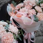 Для мамы и дочки: нежный букет и цветы в шляпной коробке с доставкой в Санкт-Петербурге - Фотография 2