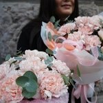 Для мамы и дочки: нежный букет и цветы в шляпной коробке с доставкой в Санкт-Петербурге - Фотография 6