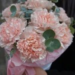 Для мамы и дочки: нежный букет и цветы в шляпной коробке с доставкой в Санкт-Петербурге - Фотография 11