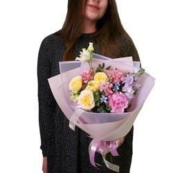 Цветочный улёт: яркий букет цветов за 6490 Цветочный улёт: яркий букет цветов за 6490