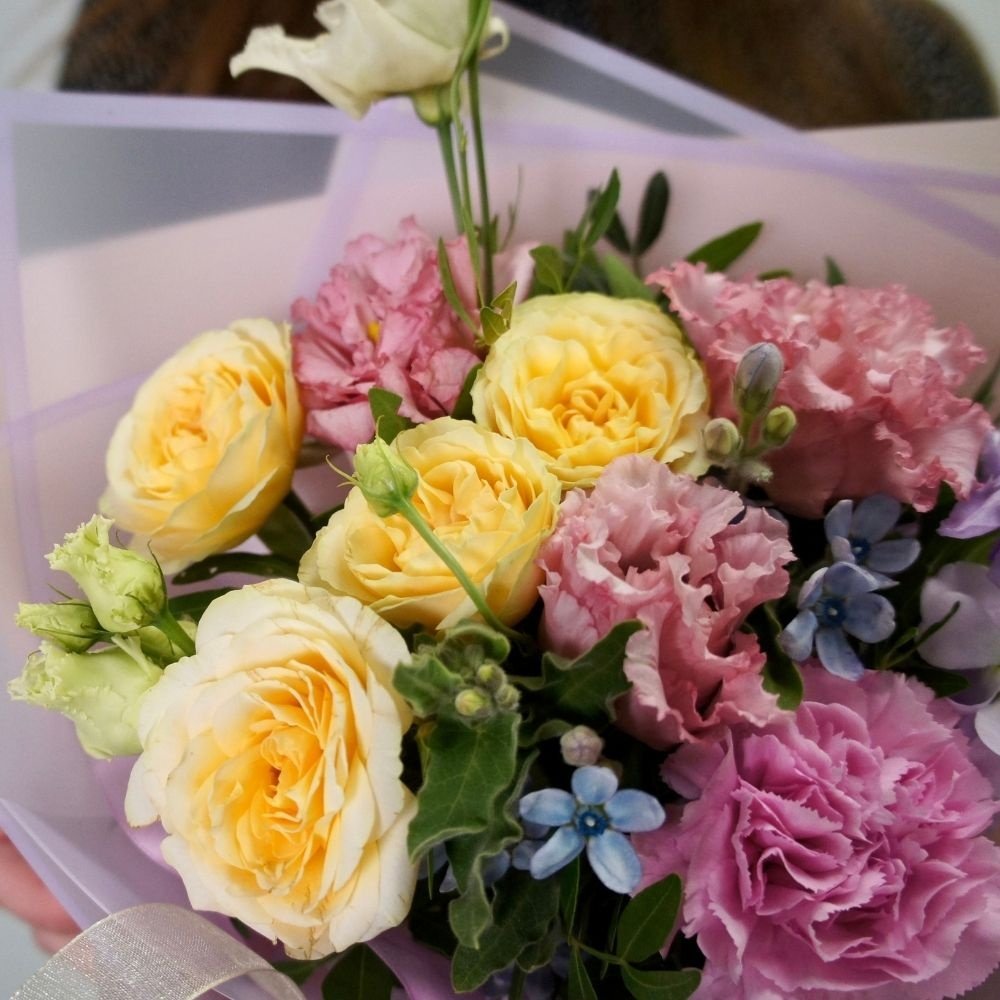 Цветочный улёт: яркий букет цветов за 6490