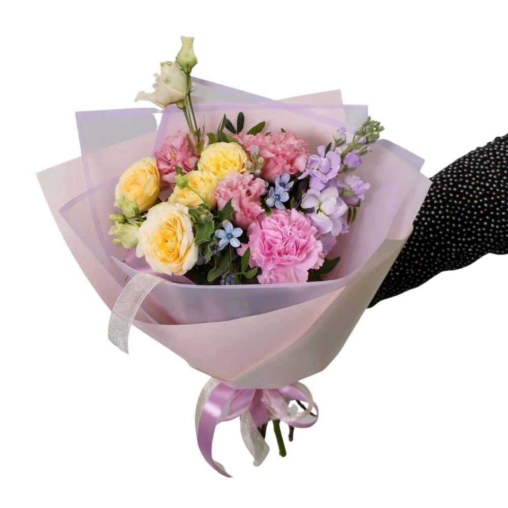 Цветочный улёт: яркий букет цветов за 6490