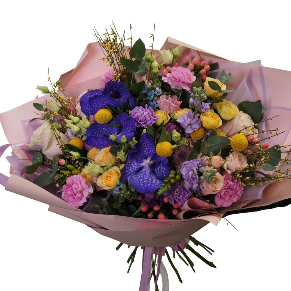 Цветочный улёт: яркий букет цветов за 25590
