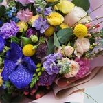 Цветочный улёт: яркий букет цветов за 9990. Доставка цветов в Санкт-Петербурге. Большой букет - Фотография 9