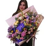 Цветочный улёт: яркий букет цветов за 14990. Огромный букет от ведущего флориста с доставкой в Санкт-Петербурге - Фотография 5