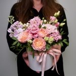 Боска: цветы в шляпной коробке за 3590 в Санкт-Петербурге - Фотография 4 Боска: цветы в шляпной коробке за 3590 в Санкт-Петербурге - Фотография 4