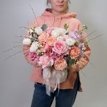 Боска: цветы в шляпной коробке за 6350 в Санкт-Петербурге - Фотография 1