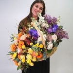 Баскета: корзина с цветами за 17990. Доставка в Санкт-Петербурге - Фотография 4